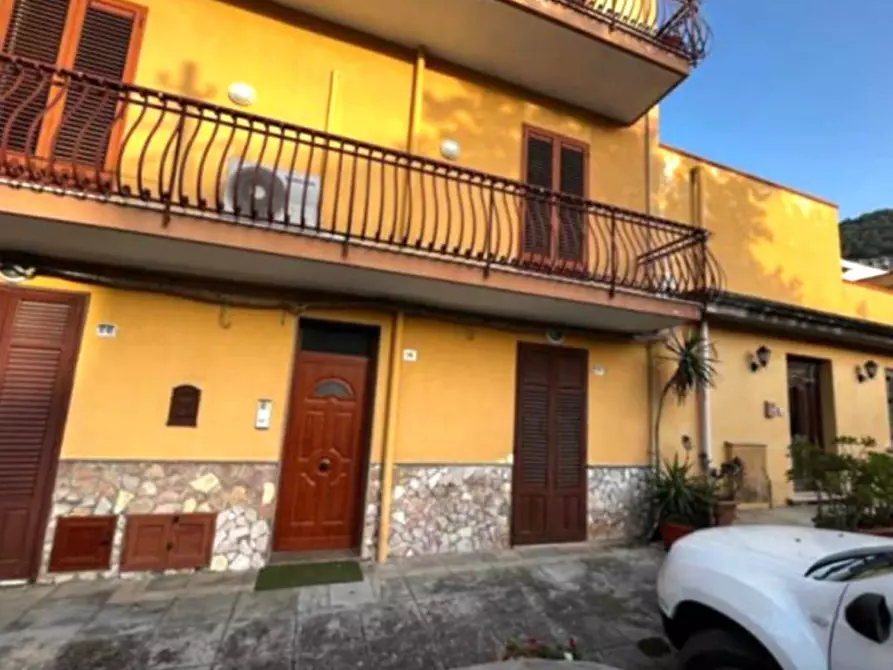 Immagine 1 di Appartamento in vendita  in piazza marchese natale a Palermo