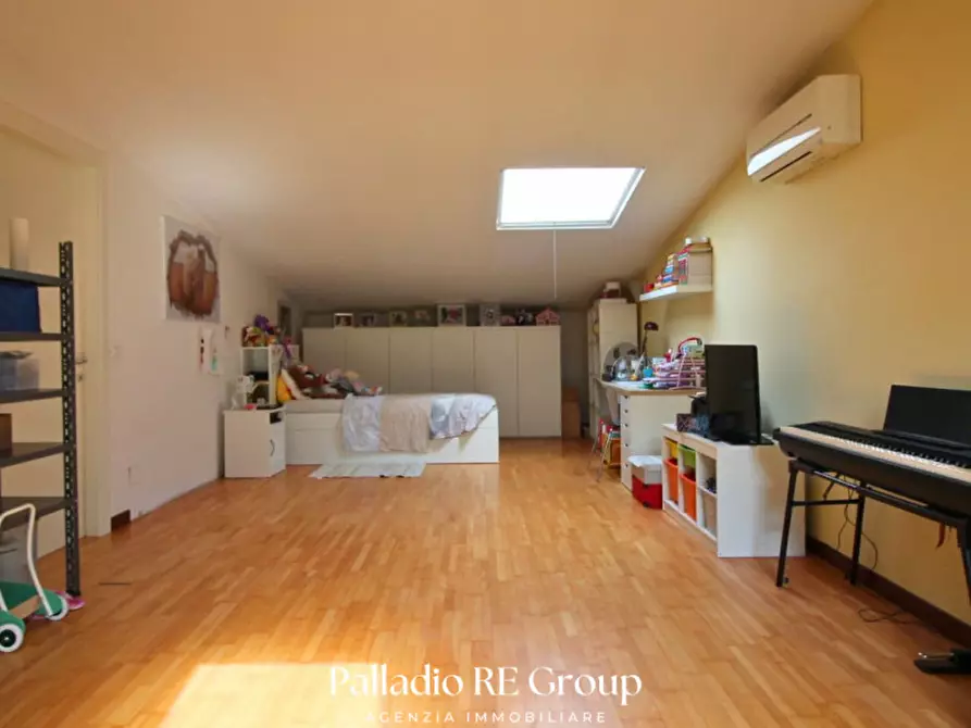 Immagine 15 di Appartamento in vendita  in Via Gaetano Costantini, 57 a Vicenza