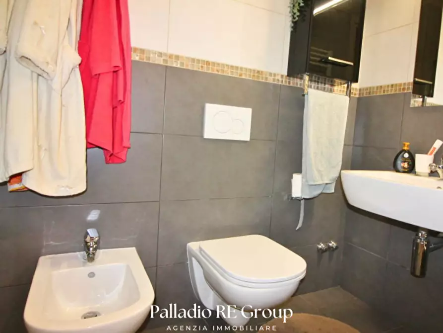 Immagine 16 di Appartamento in vendita  in Via Gaetano Costantini, 57 a Vicenza