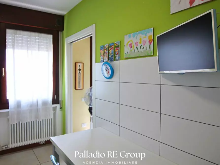 Immagine 26 di Appartamento in vendita  in Via Gaetano Costantini, 57 a Vicenza