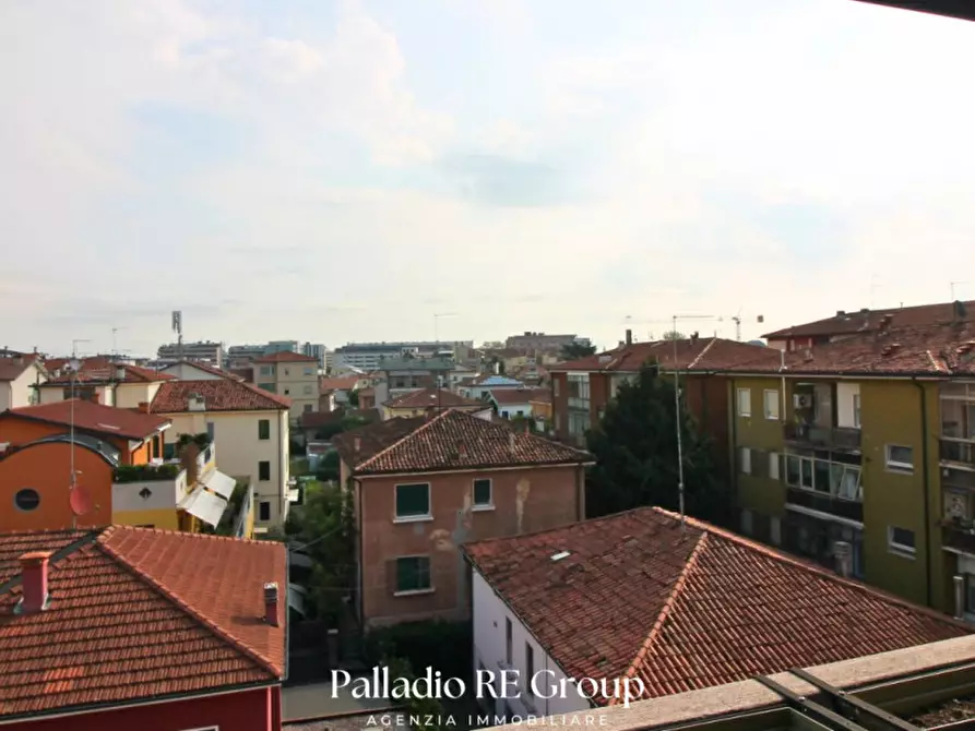 Immagine 28 di Appartamento in vendita  in Via Gaetano Costantini, 57 a Vicenza