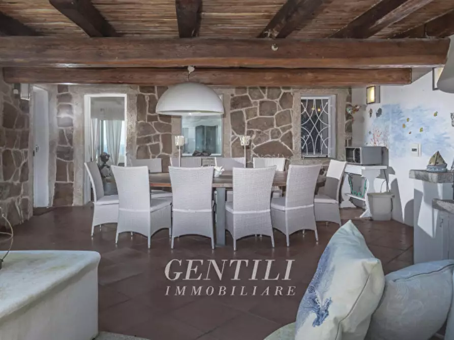 Immagine 33 di Villa in vendita  in Via Capo Ferro a Arzachena
