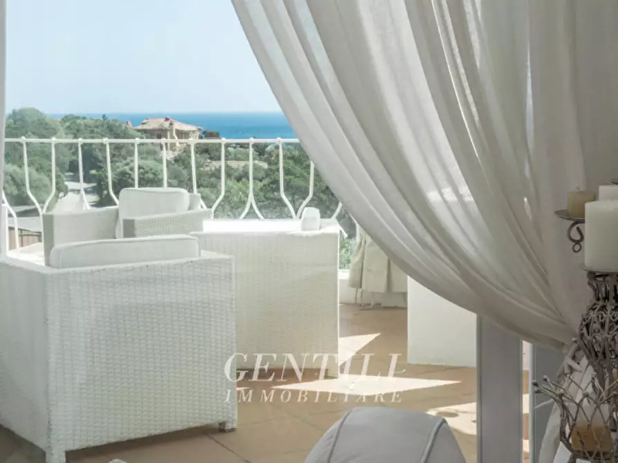 Immagine 39 di Villa in vendita  in Via Capo Ferro a Arzachena