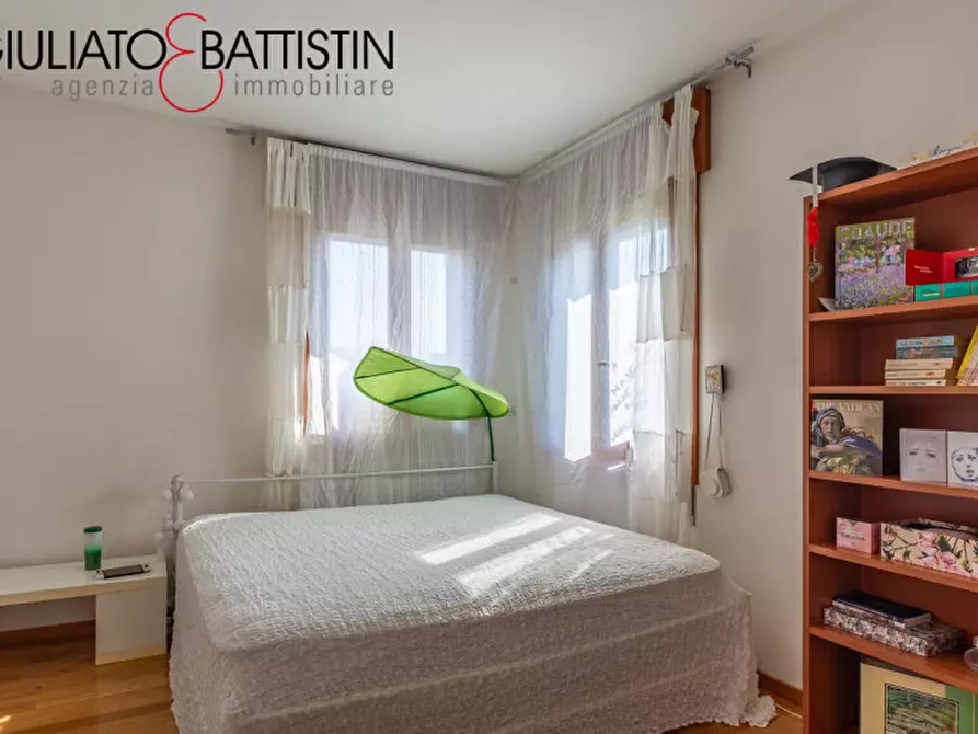 Immagine 7 di Casa bifamiliare in vendita  in Strada Biron di Sotto a Vicenza