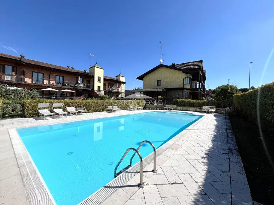 Immagine 3 di Appartamento in vendita  in Via Centenaro a Desenzano Del Garda