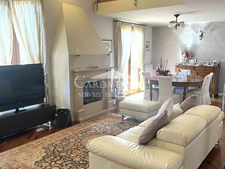 Immagine 7 di Appartamento in vendita  in Via Centenaro a Desenzano Del Garda