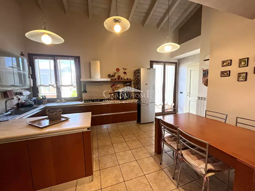 Immagine 15 di Appartamento in vendita  in Via Centenaro a Desenzano Del Garda