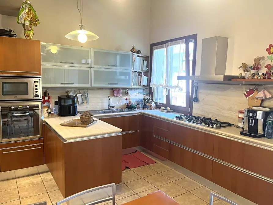 Immagine 17 di Appartamento in vendita  in Via Centenaro a Desenzano Del Garda