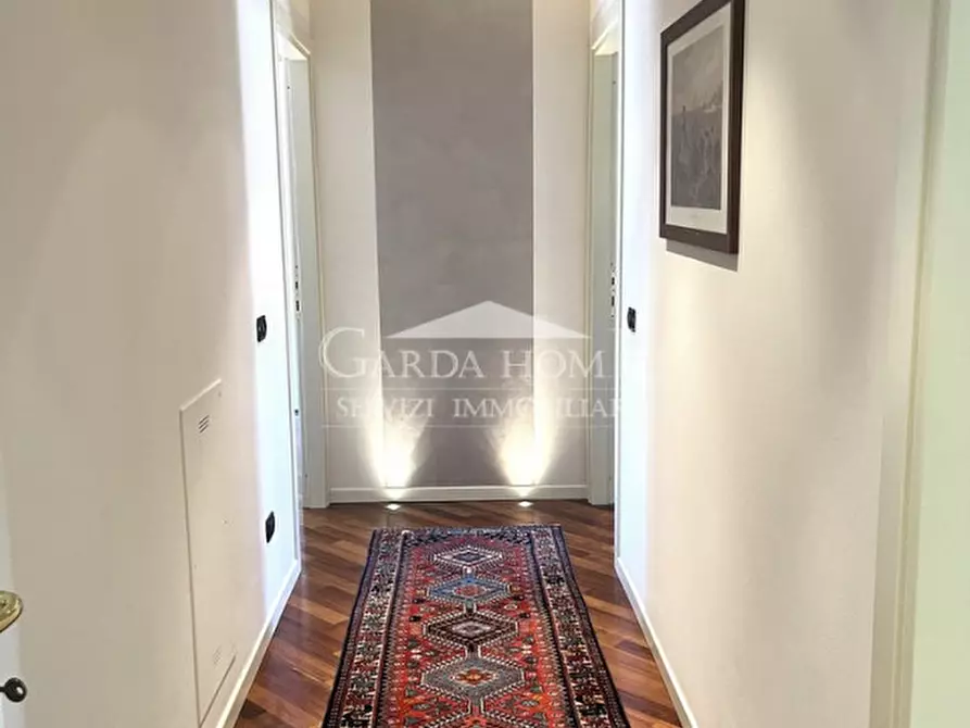 Immagine 21 di Appartamento in vendita  in Via Centenaro a Desenzano Del Garda