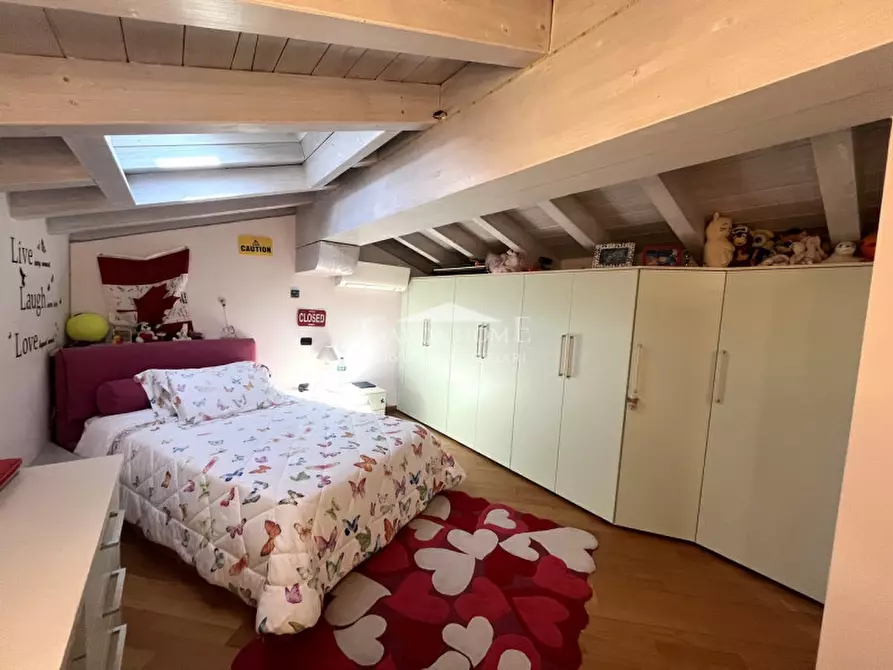 Immagine 30 di Appartamento in vendita  in Via Centenaro a Desenzano Del Garda