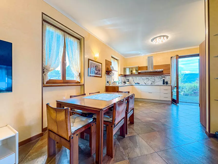 Immagine 6 di Villetta a schiera in vendita  in Via Frera 38 a Bolzano Novarese