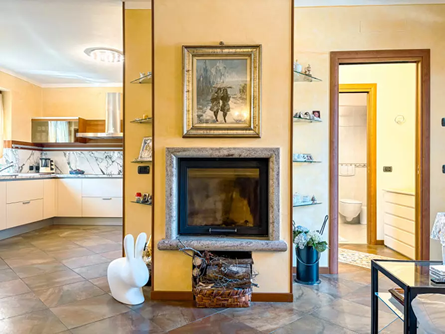 Immagine 10 di Villetta a schiera in vendita  in Via Frera 38 a Bolzano Novarese