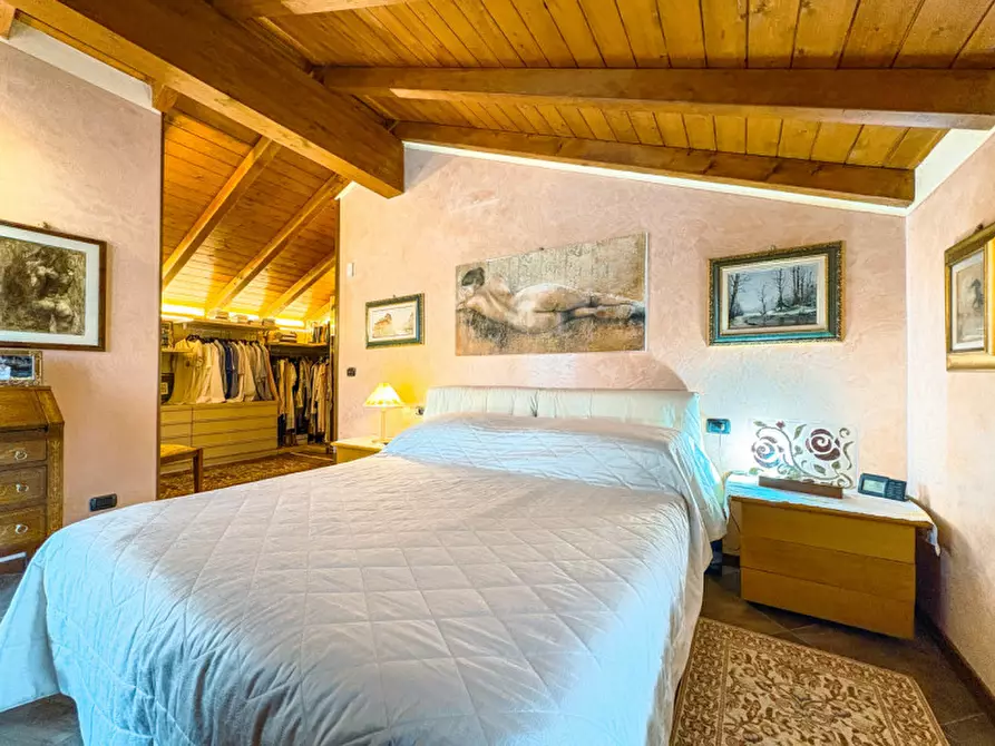 Immagine 32 di Villetta a schiera in vendita  in Via Frera 38 a Bolzano Novarese