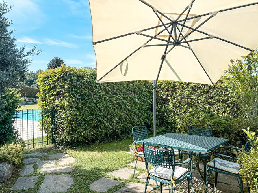 Immagine 39 di Villetta a schiera in vendita  in Via Frera 38 a Bolzano Novarese