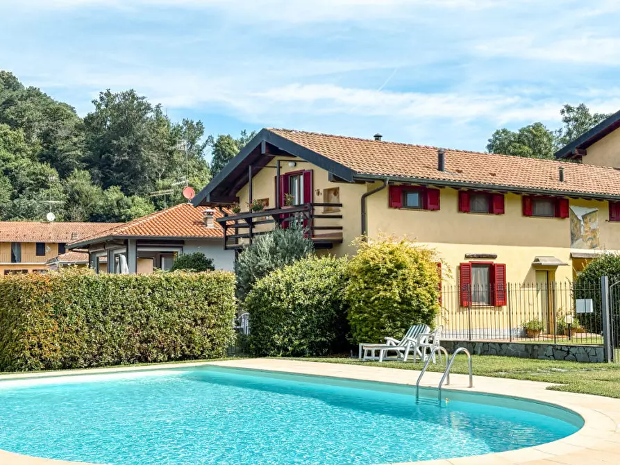 Immagine 50 di Villetta a schiera in vendita  in Via Frera 38 a Bolzano Novarese