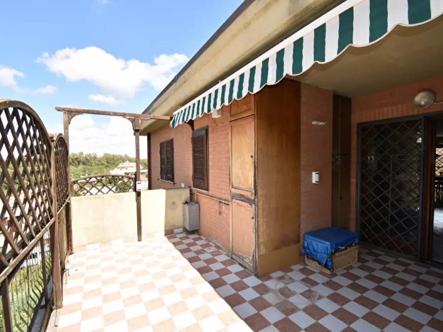 Immagine 12 di Attico in vendita  in Via Giulia Molino Colombini a Roma