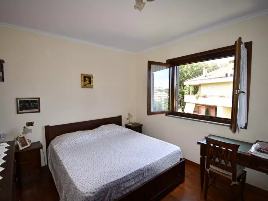 Immagine 17 di Attico in vendita  in Via Giulia Molino Colombini a Roma