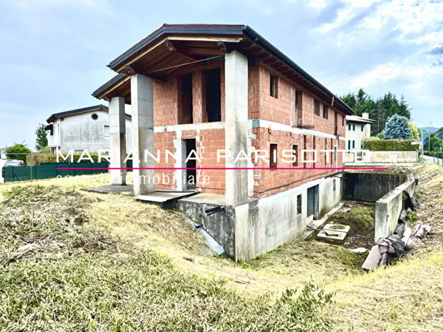 Immagine 9 di Casa bifamiliare in vendita  in Viale Asiago a Bassano Del Grappa