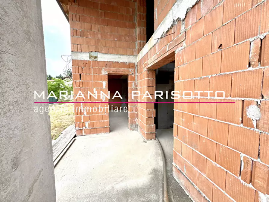 Immagine 11 di Casa bifamiliare in vendita  in Viale Asiago a Bassano Del Grappa