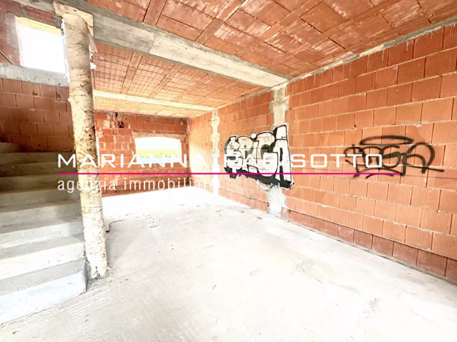 Immagine 17 di Casa bifamiliare in vendita  in Viale Asiago a Bassano Del Grappa