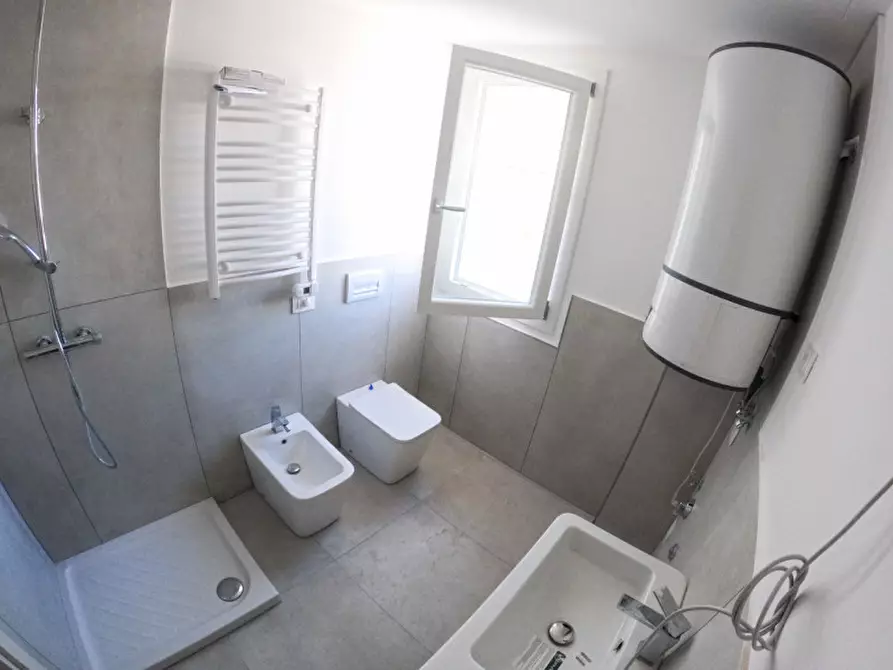 Immagine 9 di Appartamento in vendita  in via XXV Aprile  15 a Ancona