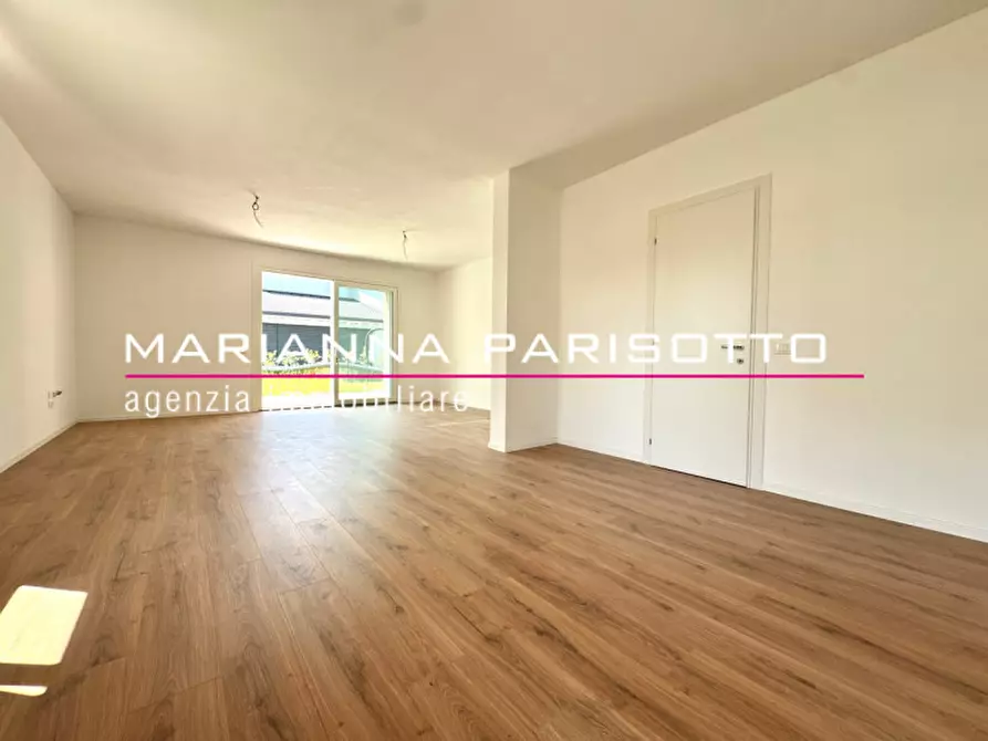 Immagine 16 di Casa bifamiliare in vendita  in Via Vincenzo a Rosà