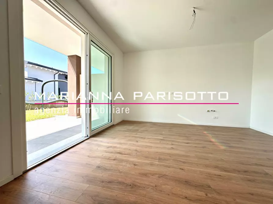 Immagine 19 di Casa bifamiliare in vendita  in Via Vincenzo a Rosà