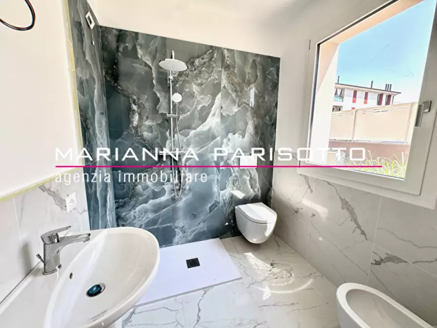 Immagine 27 di Casa bifamiliare in vendita  in Via Vincenzo a Rosà