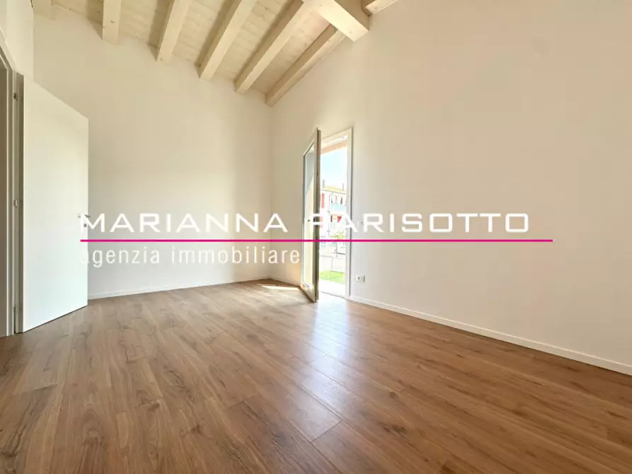 Immagine 64 di Casa bifamiliare in vendita  in Via Vincenzo a Rosà