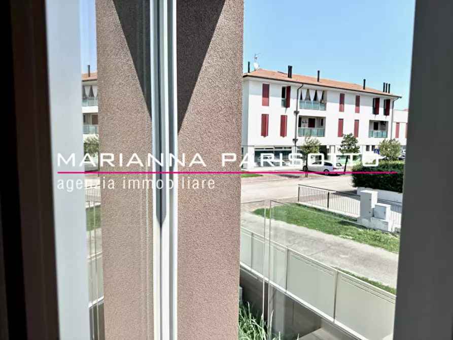 Immagine 66 di Casa bifamiliare in vendita  in Via Vincenzo a Rosà