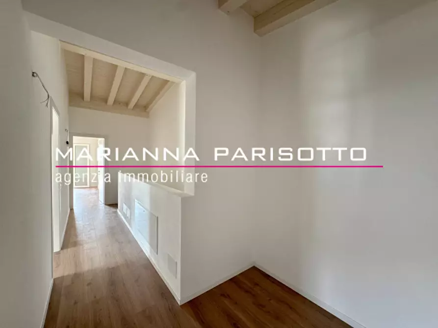 Immagine 67 di Casa bifamiliare in vendita  in Via Vincenzo a Rosà