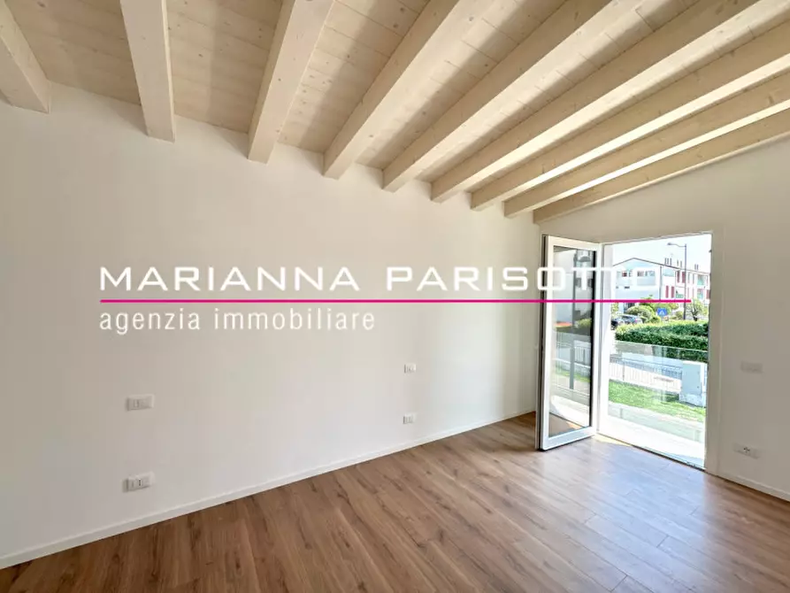 Immagine 74 di Casa bifamiliare in vendita  in Via Vincenzo a Rosà