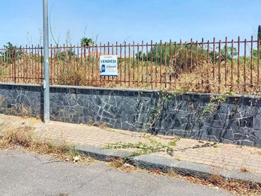 Immagine 2 di Terreno in vendita  in Via della Regione, 95037 San Giovanni La Punta CT, Italia a San Giovanni La Punta