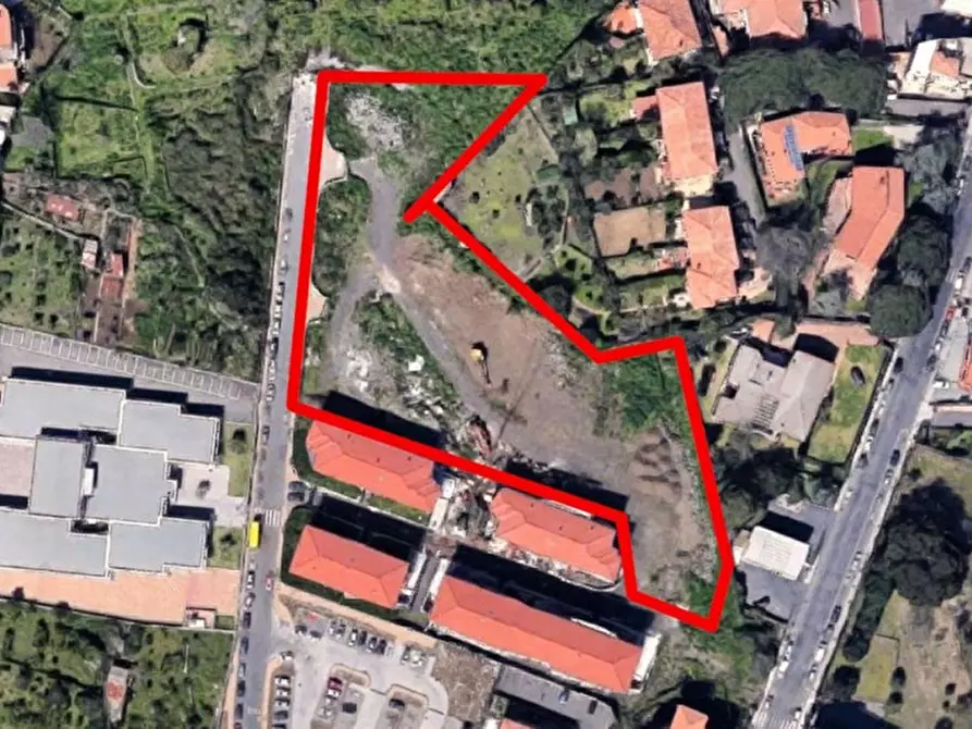 Immagine 15 di Terreno in vendita  in Via della Regione, 95037 San Giovanni La Punta CT, Italia a San Giovanni La Punta