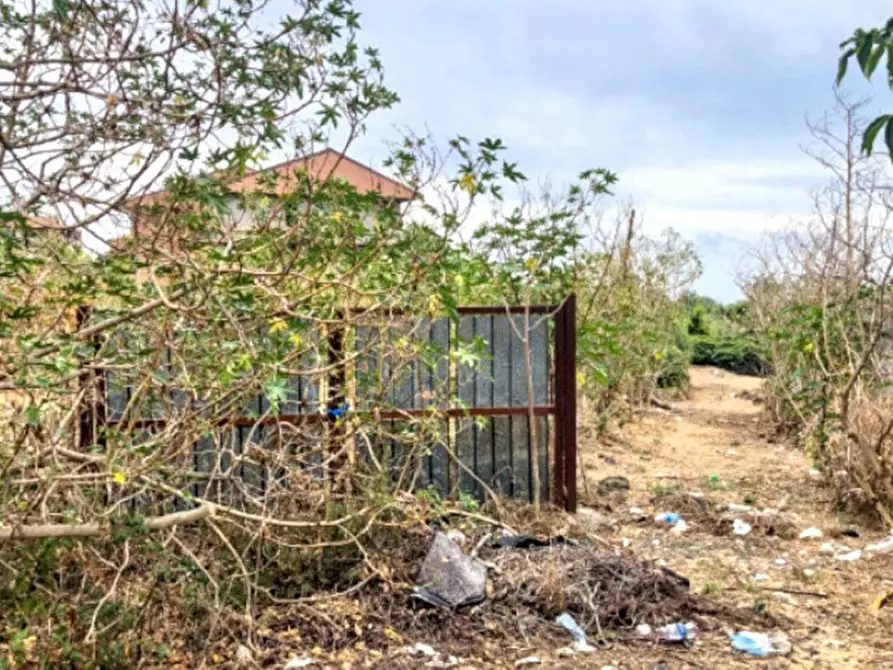 Immagine 3 di Terreno in vendita  in Via C. Colombo, 95030 Mascalucia CT, Italia a Mascalucia