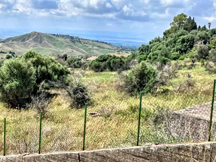 Immagine 5 di Terreno in vendita  in SP13, Motta Sant'Anastasia CT, Italia a Motta Sant'anastasia