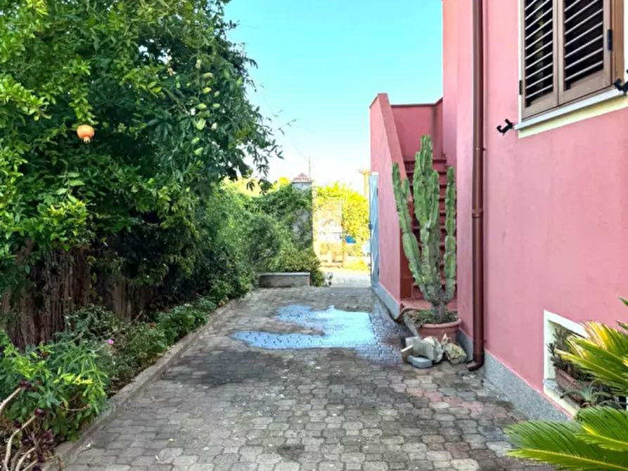 Immagine 2 di Villa in vendita  in sv Baddelonga Russeglia a Sassari