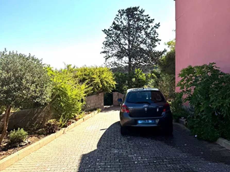 Immagine 5 di Villa in vendita  in sv Baddelonga Russeglia a Sassari