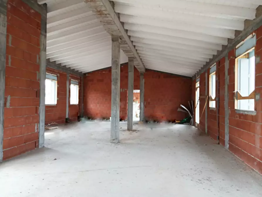 Immagine 16 di Villa in vendita  in via lombardia a Lonato del Garda