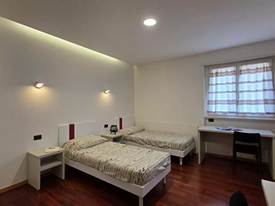 Immagine 16 di Camera in affitto  in Corso Tre Novembre a Trento