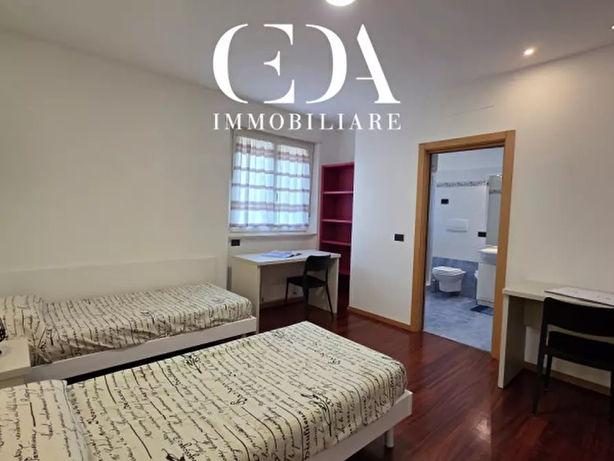 Immagine 19 di Camera in affitto  in Corso Tre Novembre a Trento