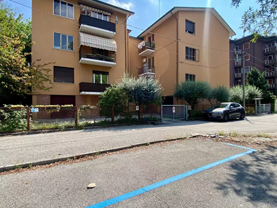 Immagine 20 di Appartamento in vendita  in Viale Battaglione Framarin, 7 a Vicenza