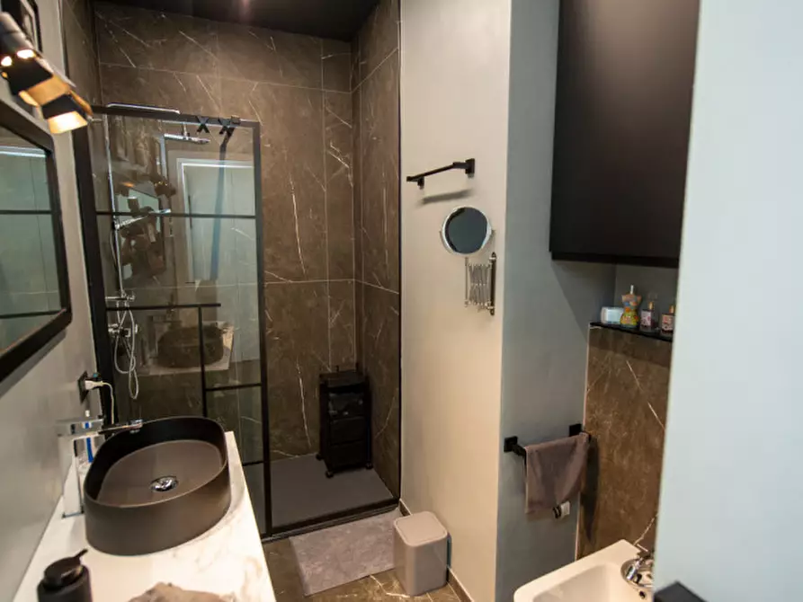 Immagine 11 di Appartamento in vendita  in VIA CANTARANE 4 a Verona