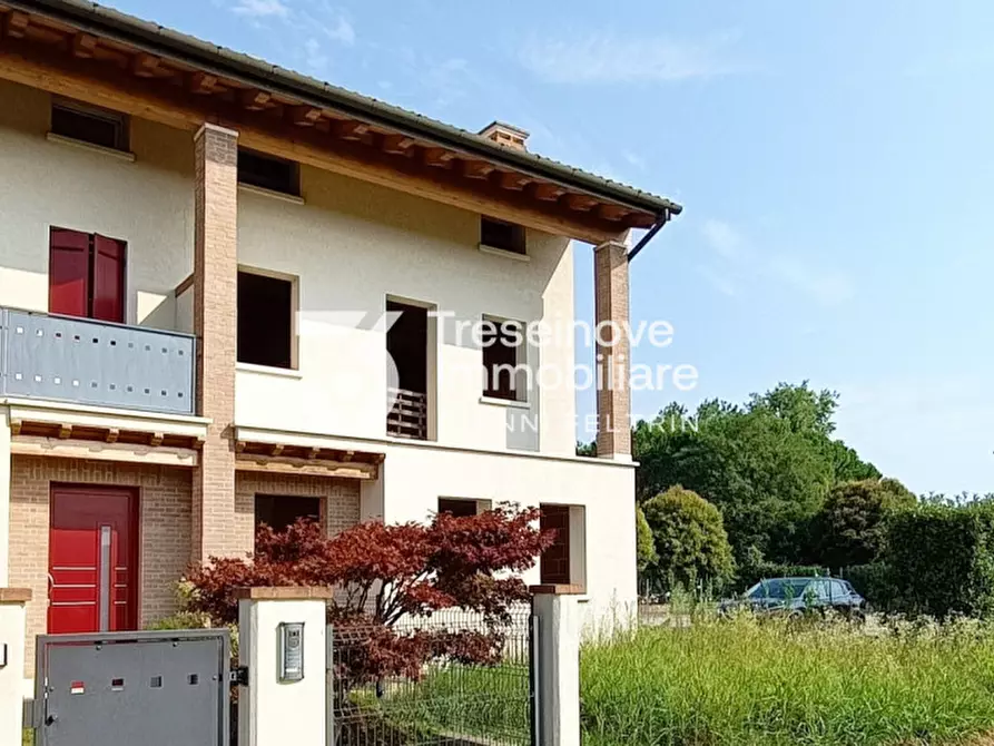 Immagine 4 di Casa bifamiliare in vendita  in Via Luigi Bavaresco a Paese