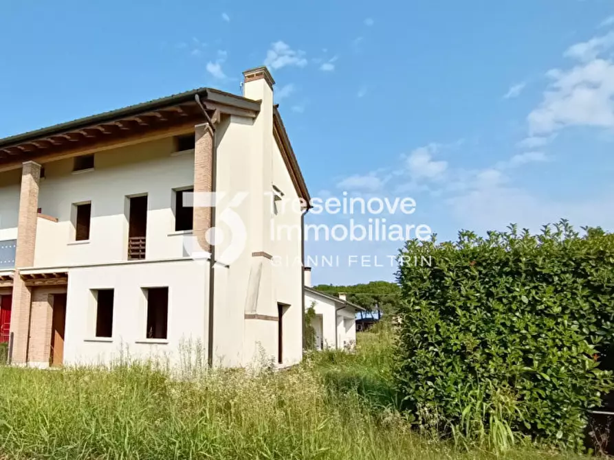 Immagine 5 di Casa bifamiliare in vendita  in Via Luigi Bavaresco a Paese