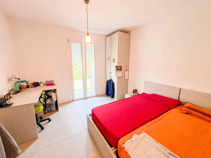 Immagine 4 di Camera in affitto  a Legnaro