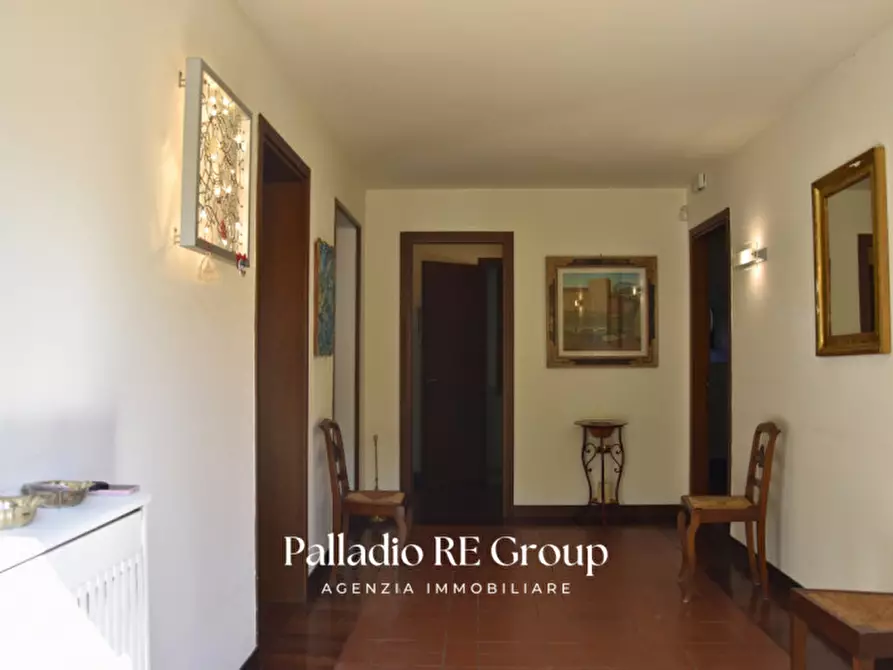 Immagine 9 di Casa trifamiliare in vendita  in Strada di Gogna a Vicenza