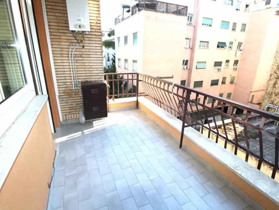 Immagine 18 di Appartamento in vendita  in Via di Vigna Stelluti a Roma