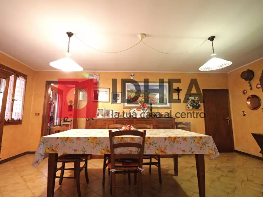 Immagine 5 di Casa indipendente in vendita  in Via Mercato a Trevignano