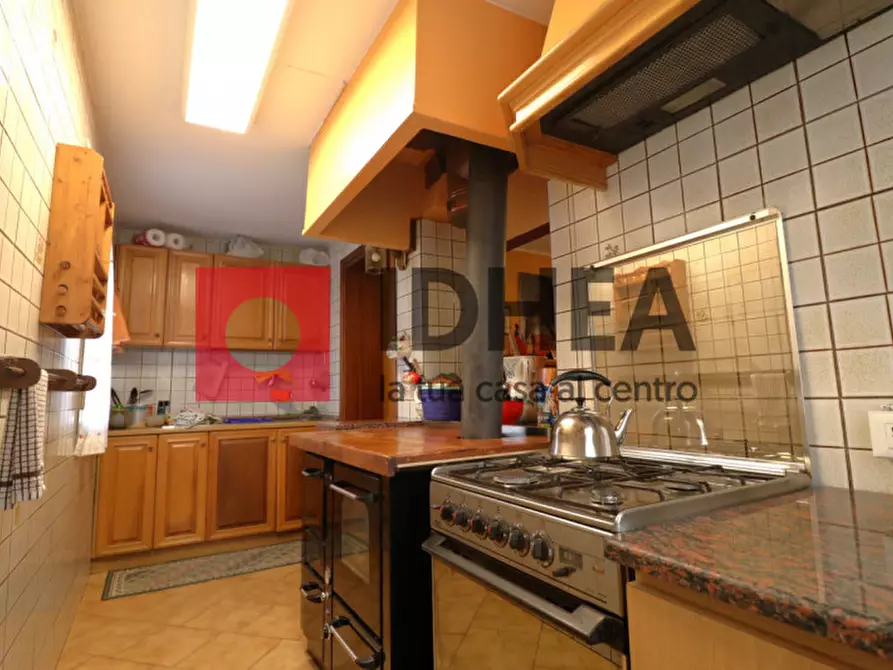 Immagine 9 di Casa indipendente in vendita  in Via Mercato a Trevignano